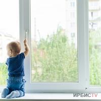 5-летний ребенок выпал из окна в Экибастузе