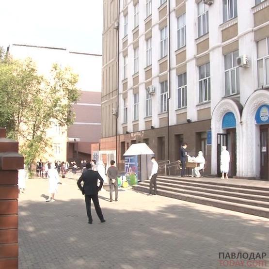 ЕНТ начали сдавали во всех трех городах Павлодарской области