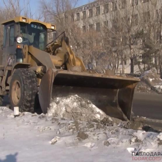 77,5 тысяч тон снега вывезли на полигон коммунальщики с начала зимы