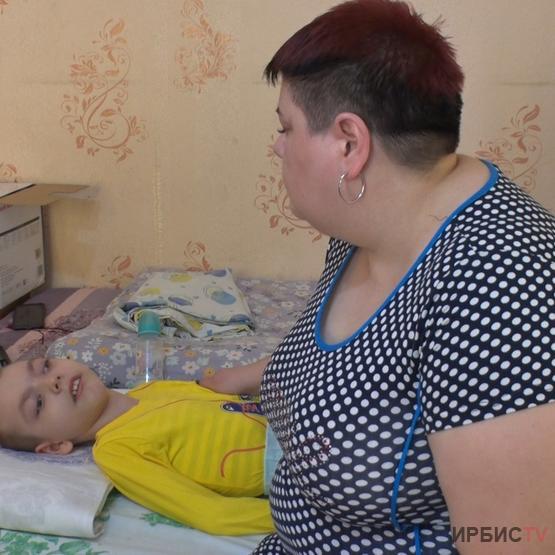 Ребенку-инвалиду из Павлодара на лечение нужно 560 тысяч тенге