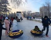 В павлодарском горсаде сегодня презентовали каток.