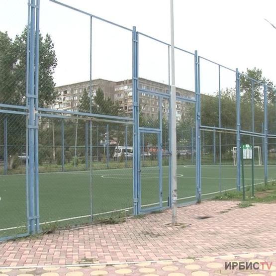 В Павлодаре начали бороться с незаконной сдачей в аренду футбольных полей
