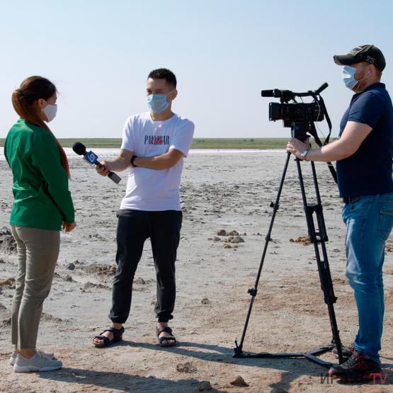 Волонтеры и бойцы отряда «Жасыл ел» очистили озеро в Павлодарской области