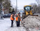 Свыше 2 тысяч тонн снега вывезли за выходные на полигон в Павлодаре