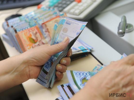 По статистике: средняя зарплата в Павлодарской области - 201 956 тенге